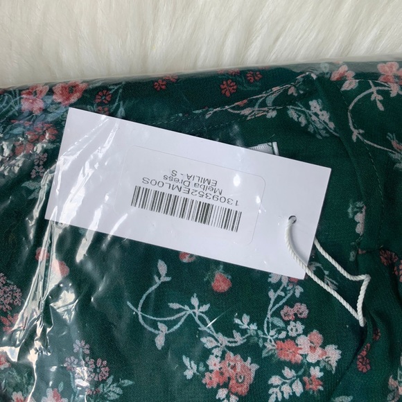 Reformation Melba dress - Picture 12 of 12